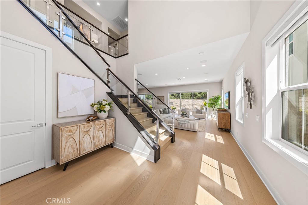 400 Riverbend Property Photo 2