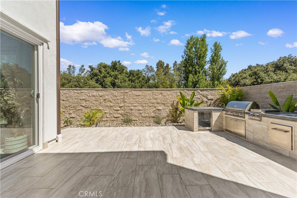 400 Riverbend Property Photo 28