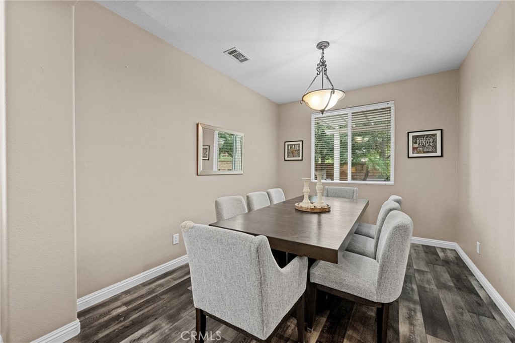 7220 Cumberland Property Photo 6