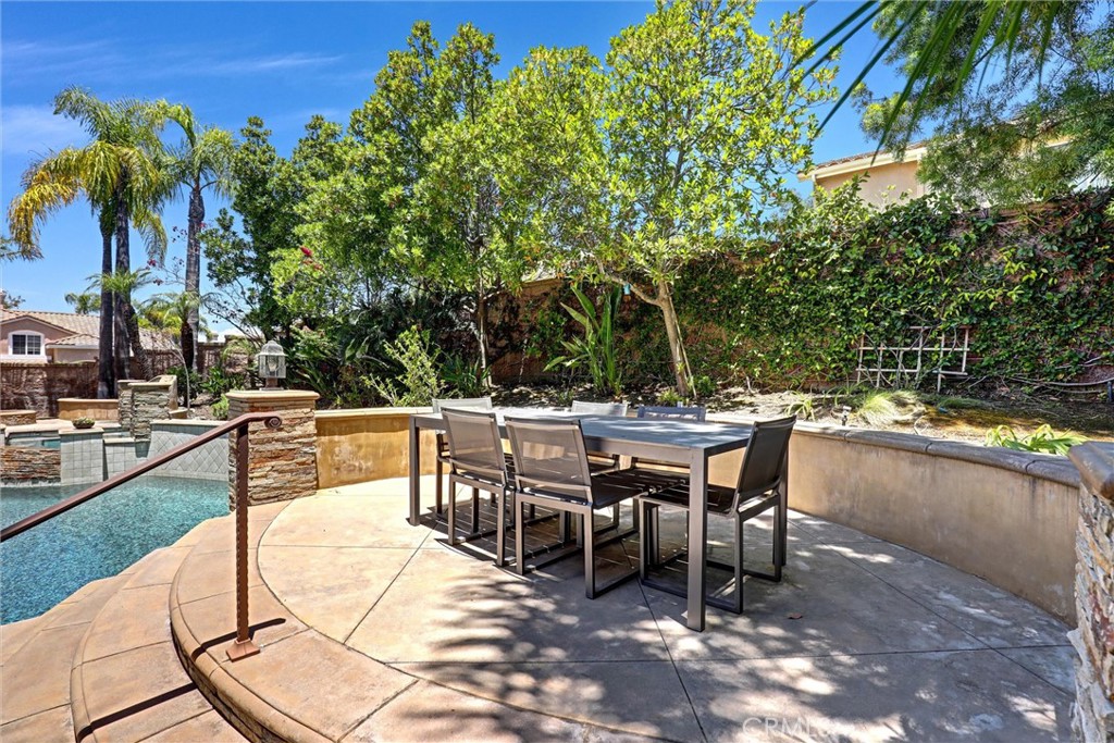 4 Larkspur Property Photo 7