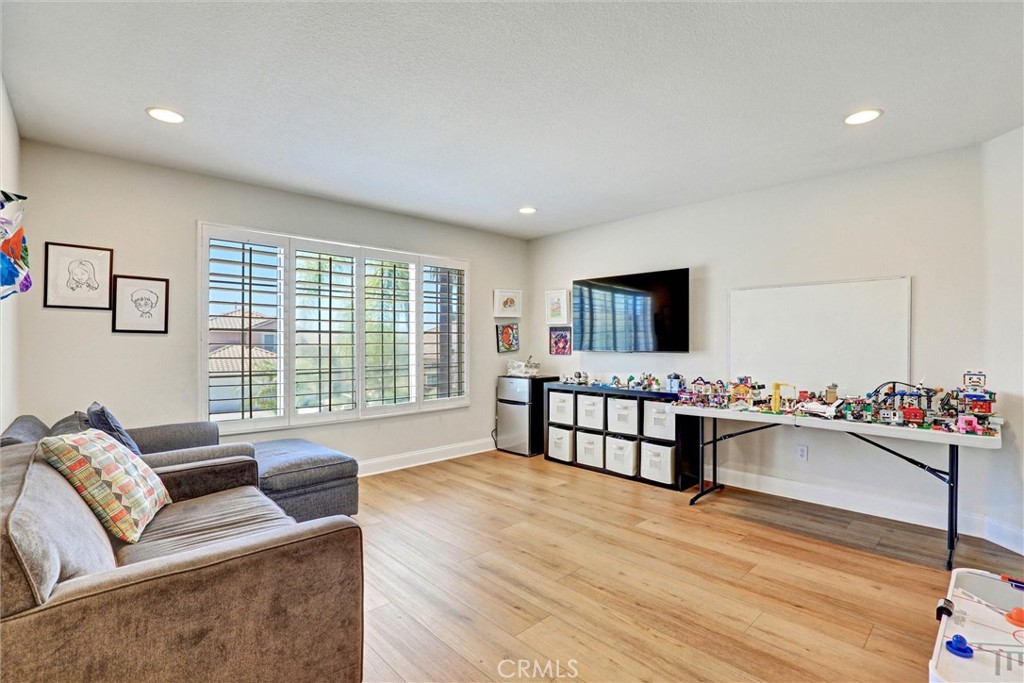 4 Larkspur Property Photo 13