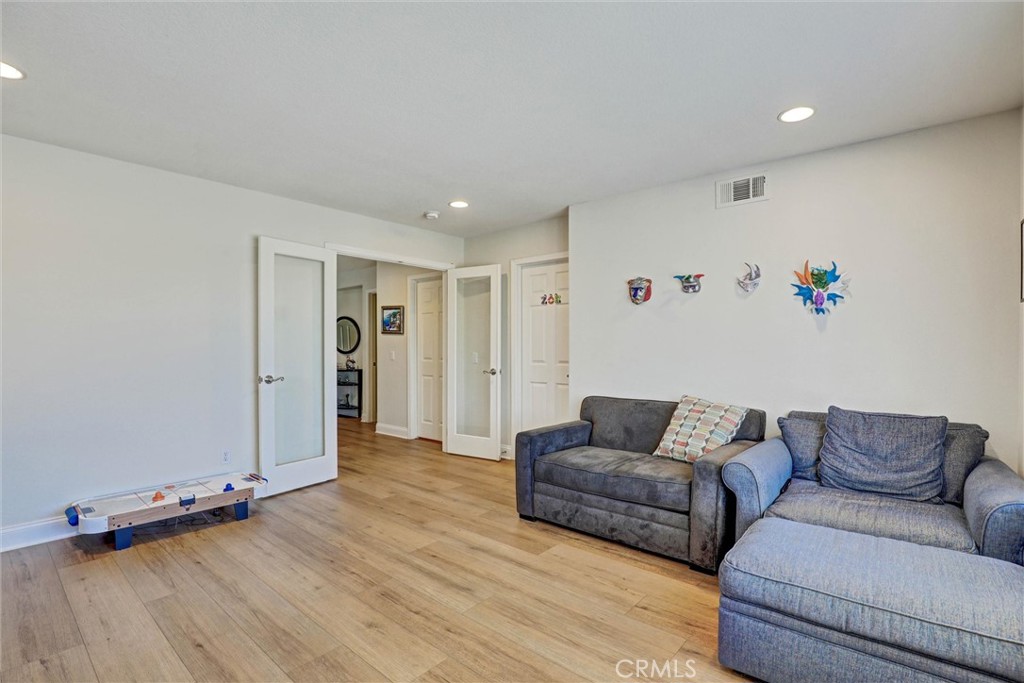 4 Larkspur Property Photo 14
