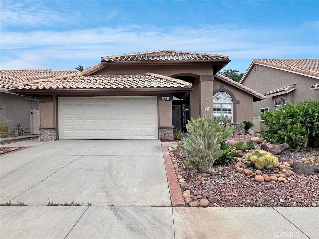 4841 Bermuda Dunes Property Photo 1