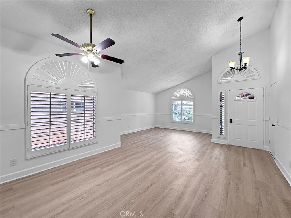 4841 Bermuda Dunes Property Photo 3