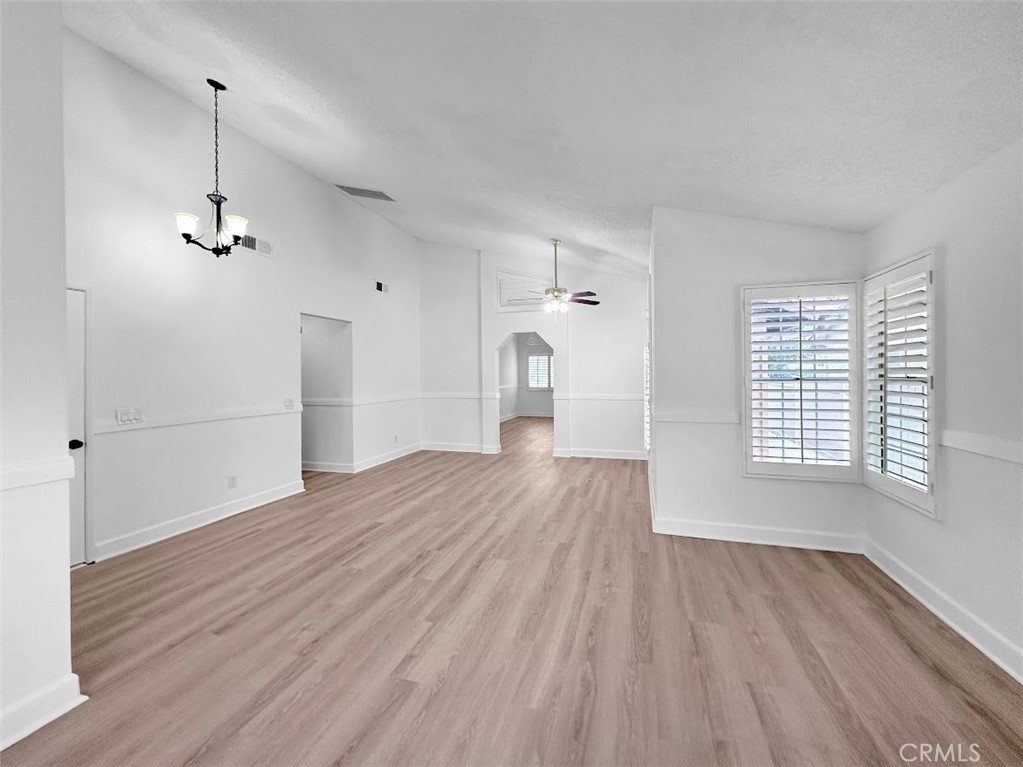 4841 Bermuda Dunes Property Photo 8