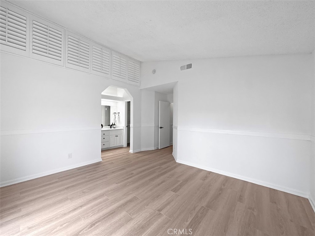 4841 Bermuda Dunes Property Photo 13