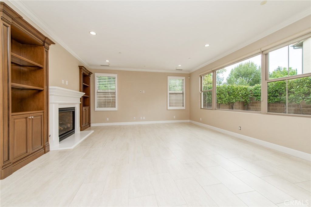 55 Hazelton Property Photo 2