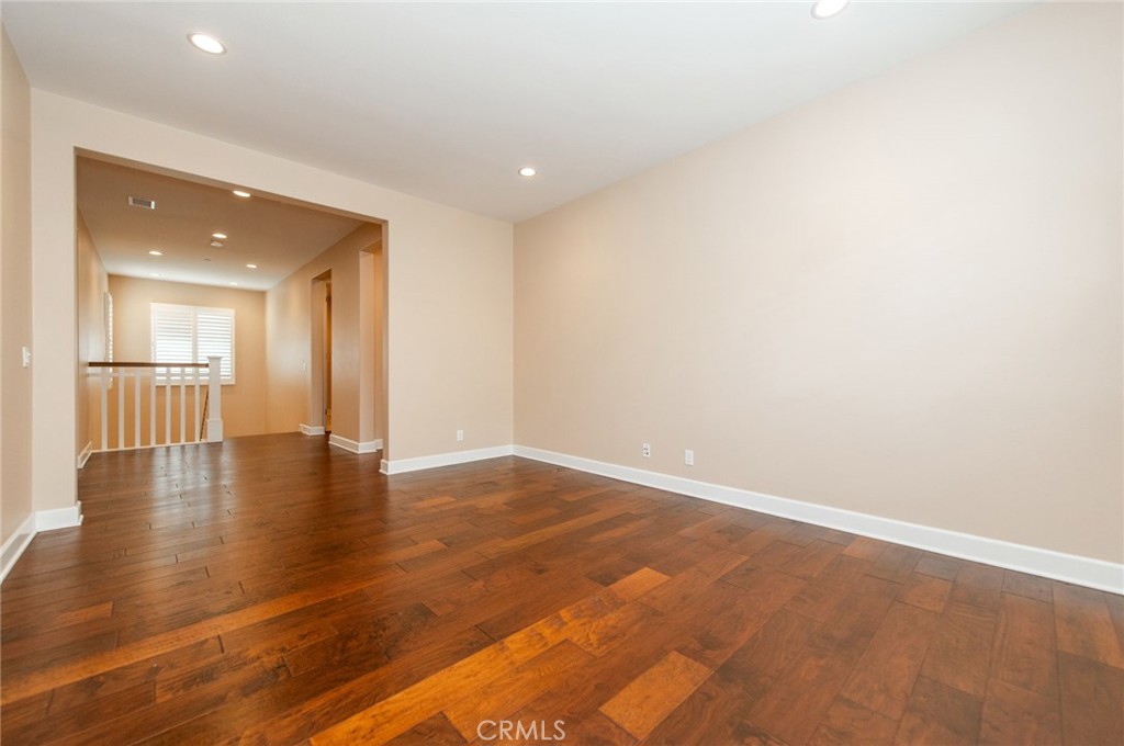 55 Hazelton Property Photo 15