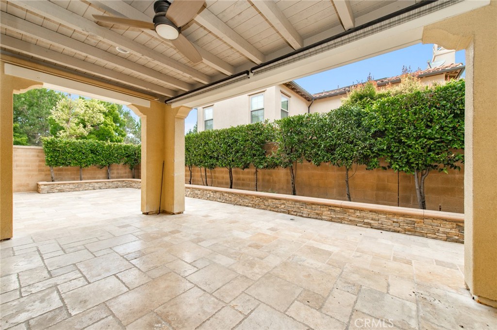 55 Hazelton Property Photo 23