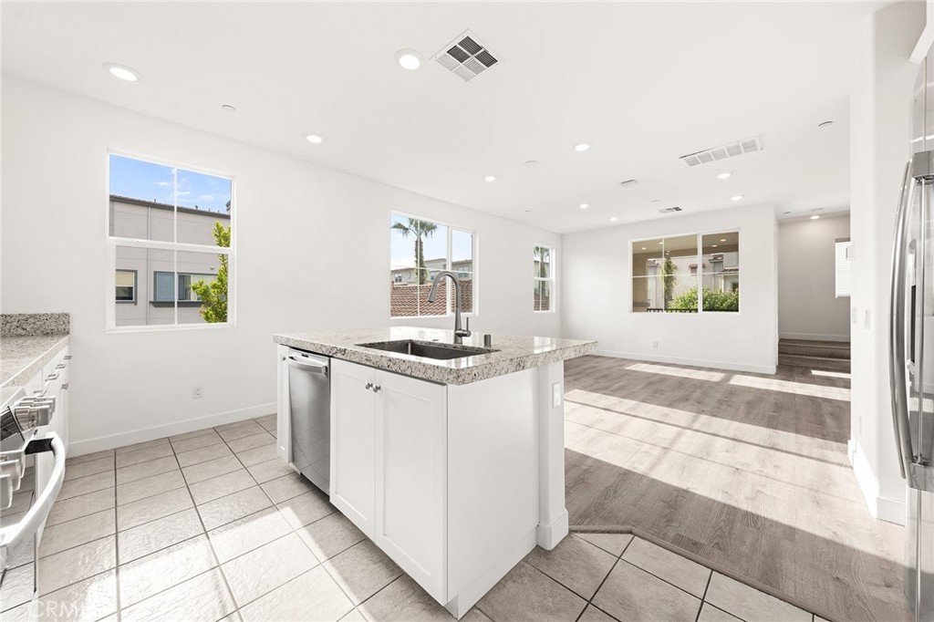 1601 St Simon Circle D Property Photo 20