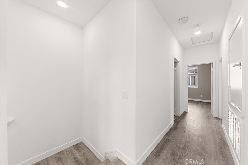 1601 St Simon Circle D Property Photo 27