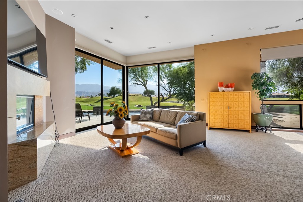 68 Royal Saint Georges Way Property Photo 39