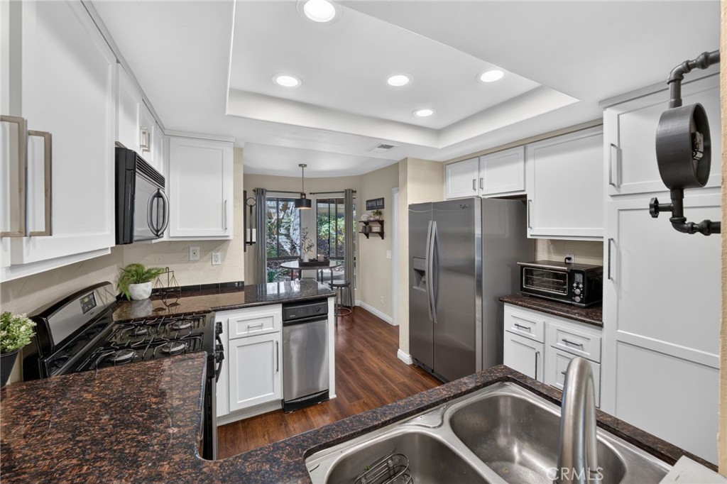 23406 Coso Property Photo 8