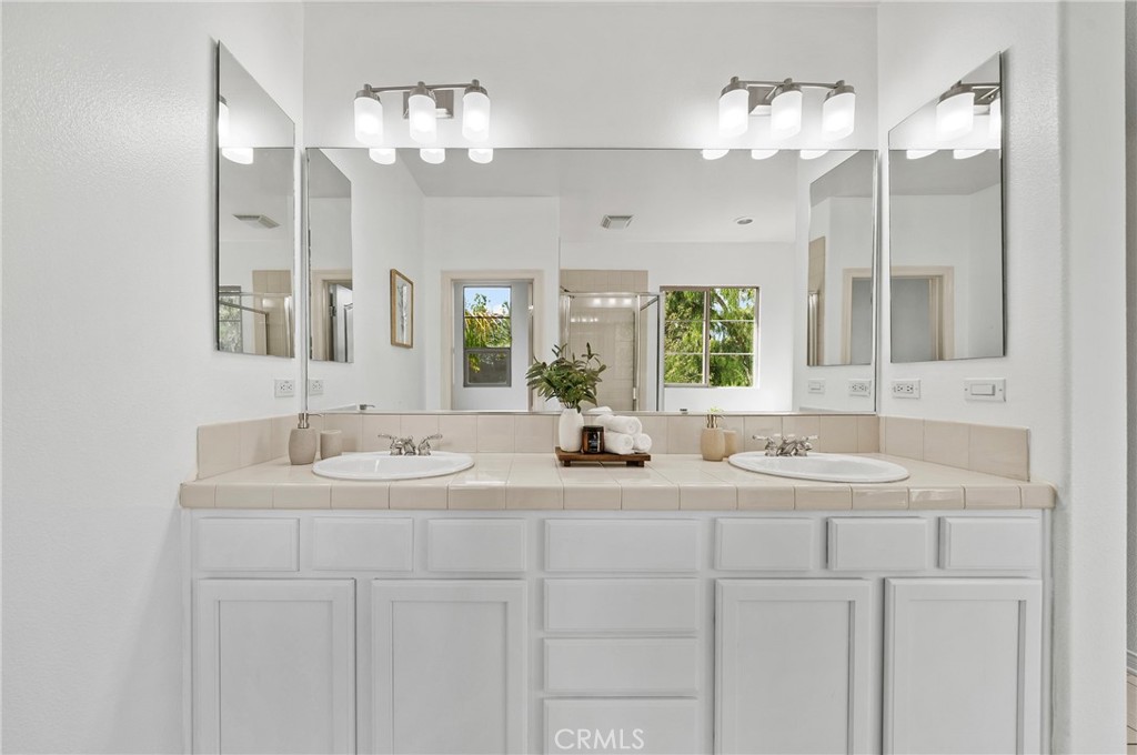 71 Sanctuary Property Photo 32