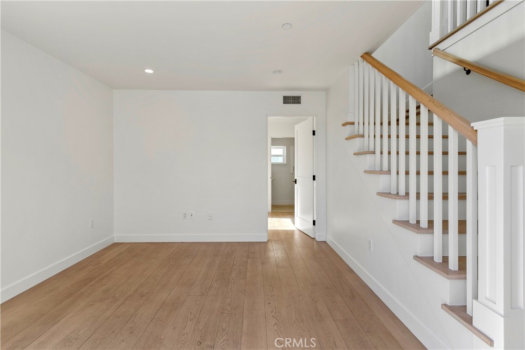 264 266 San Joaquin Property Photo 7