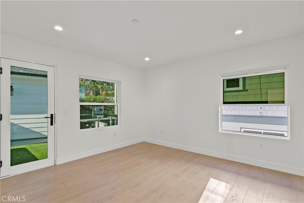264 266 San Joaquin Property Photo 30