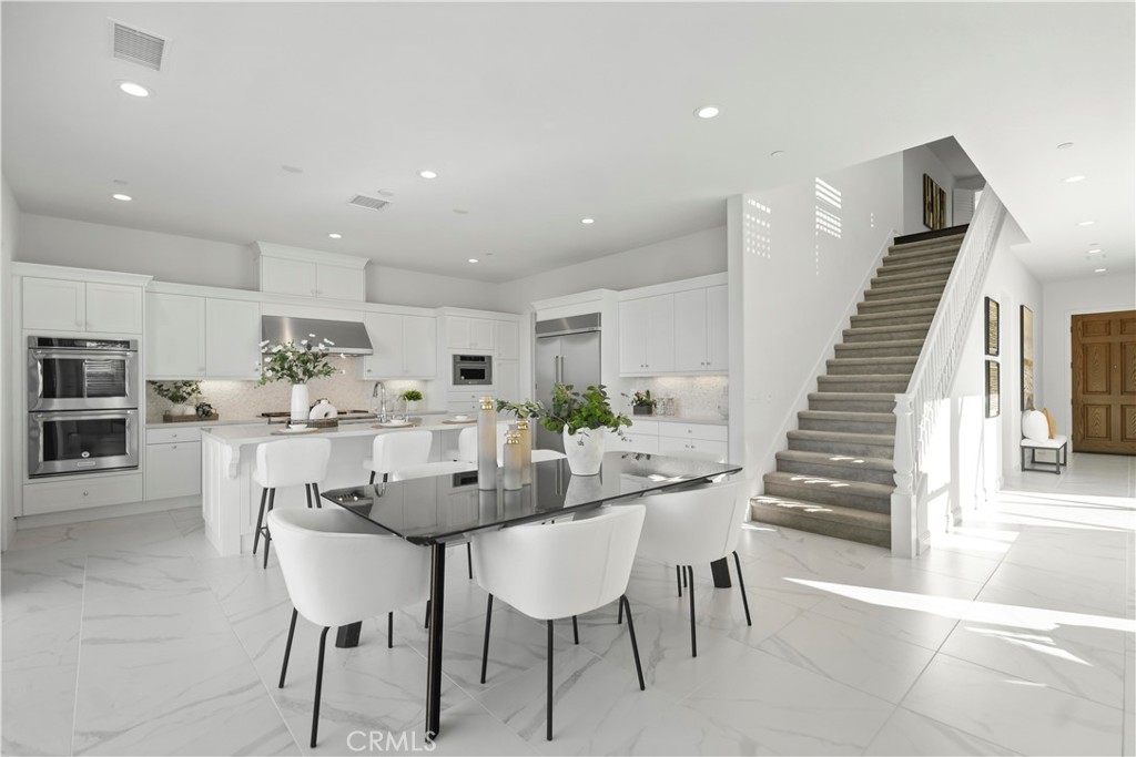 37 Caspian Property Photo 14