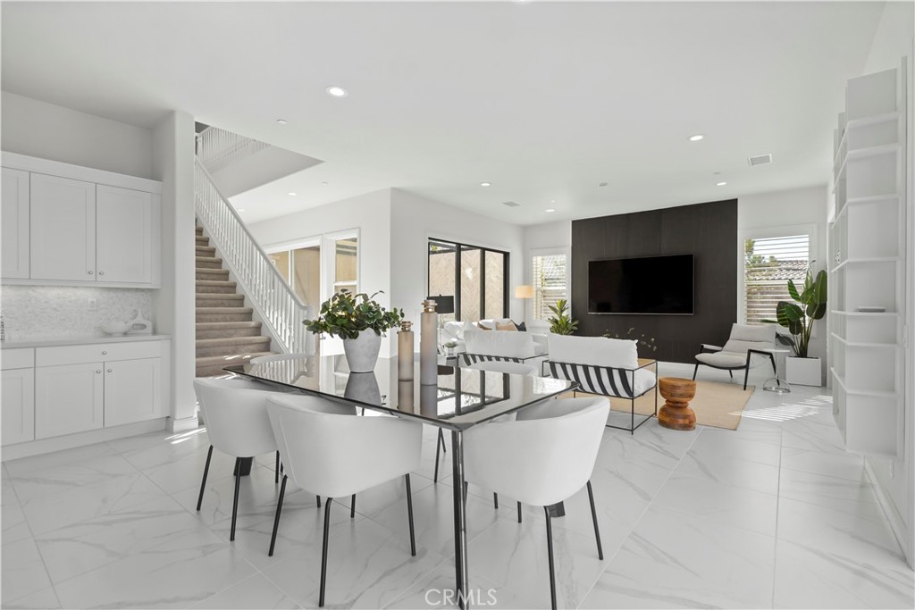 37 Caspian Property Photo 17