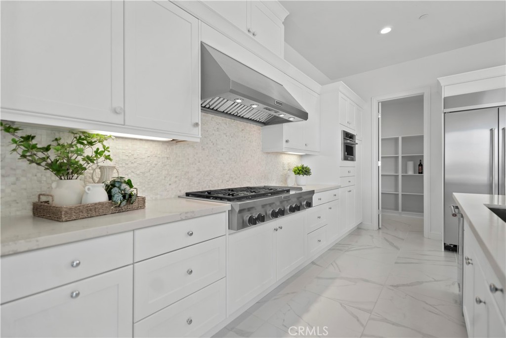 37 Caspian Property Photo 19