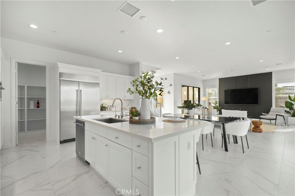 37 Caspian Property Photo 20