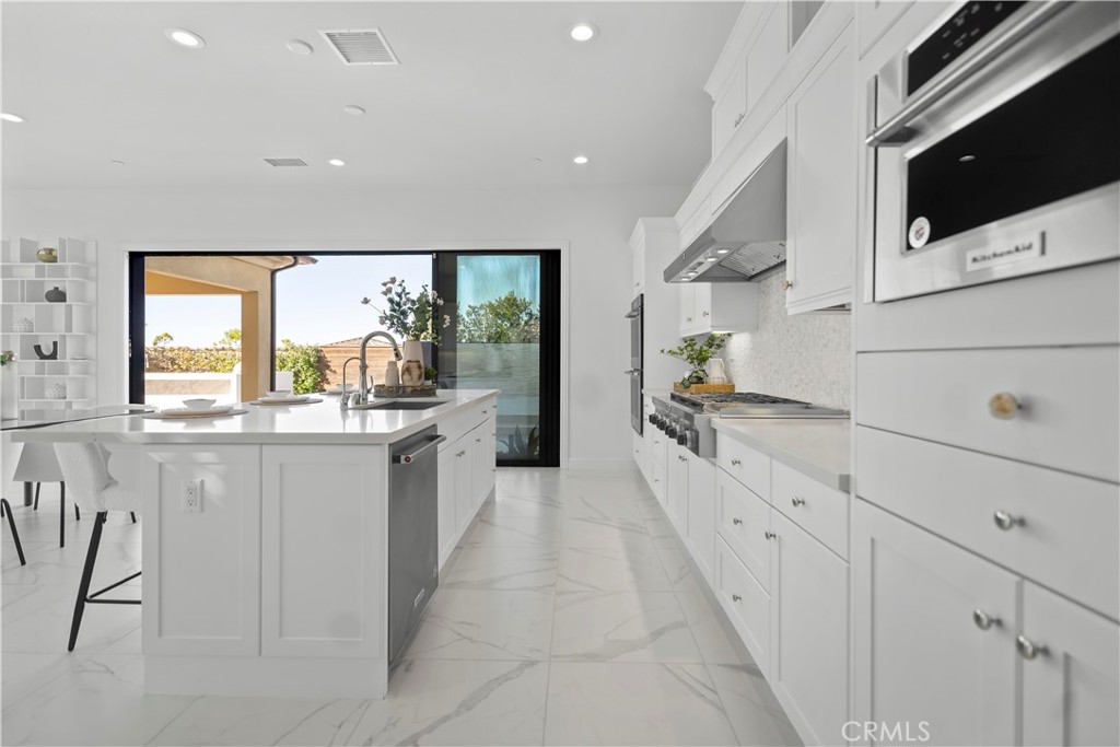 37 Caspian Property Photo 21