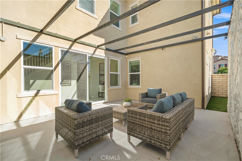 37 Caspian Property Photo 32