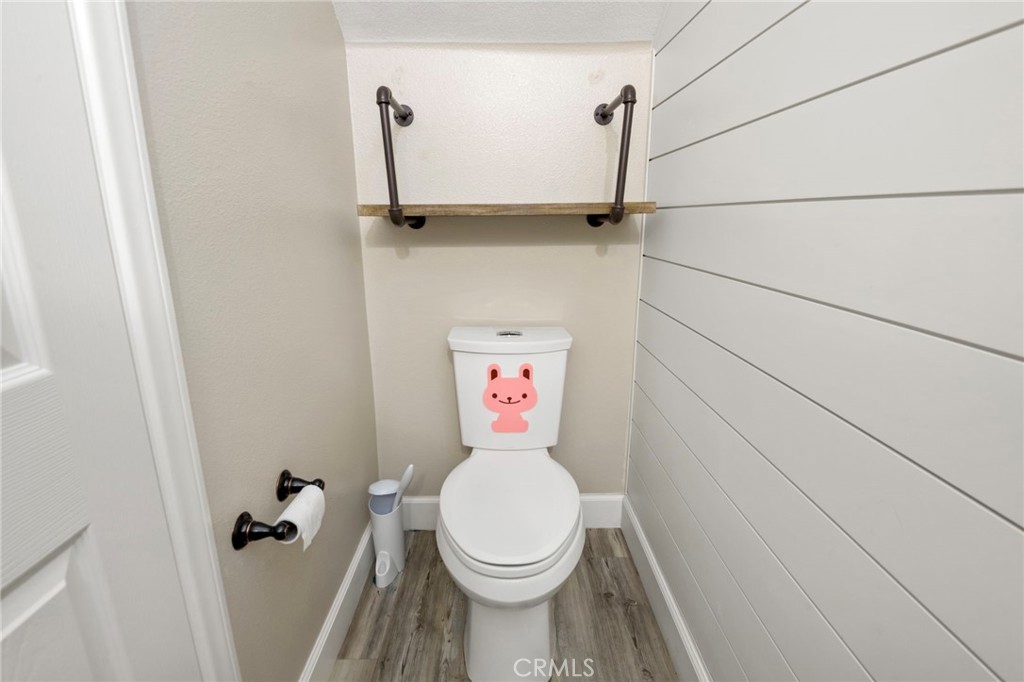 32 Sklar Property Photo 21
