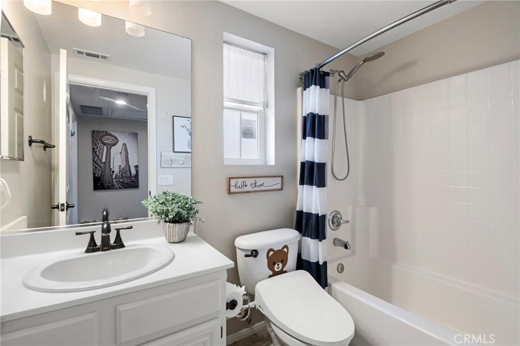 32 Sklar Property Photo 31