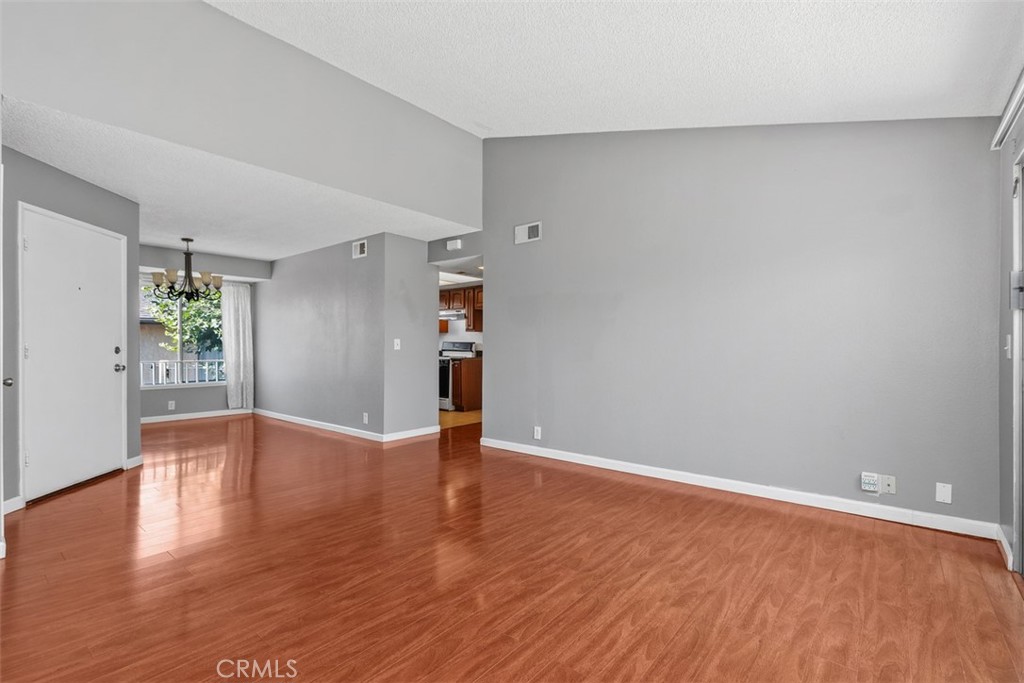 4201 W 5th Street 311 Property Photo 3