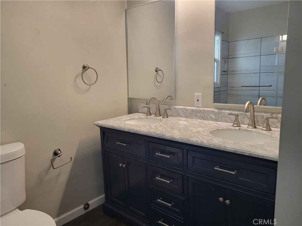 2828 E 10th Property Photo 8