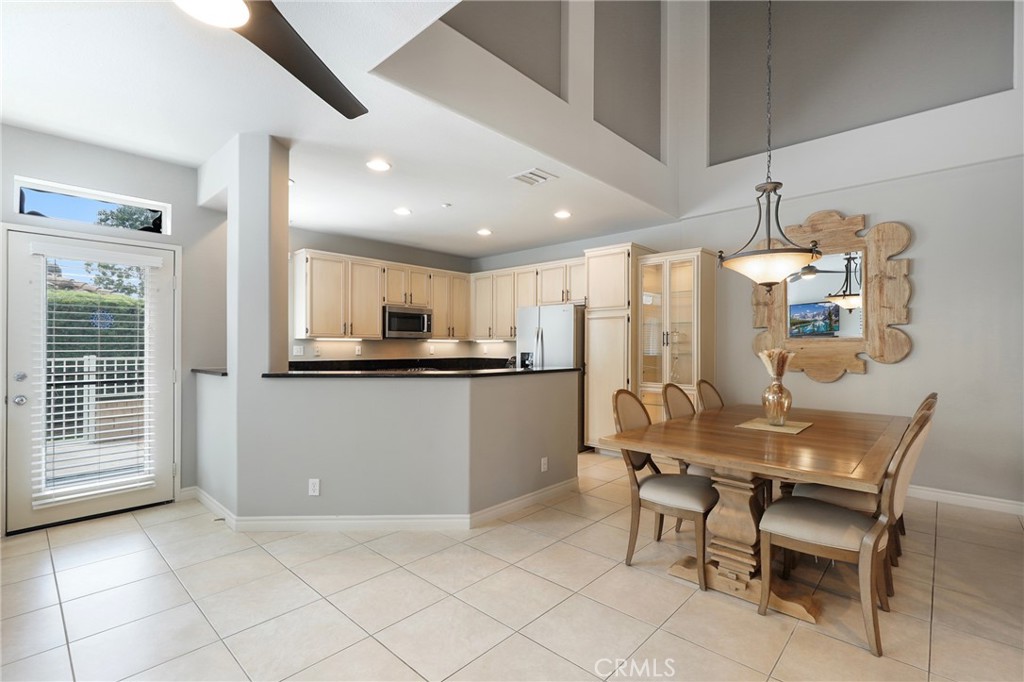 27541 Caesars Place Property Photo 7