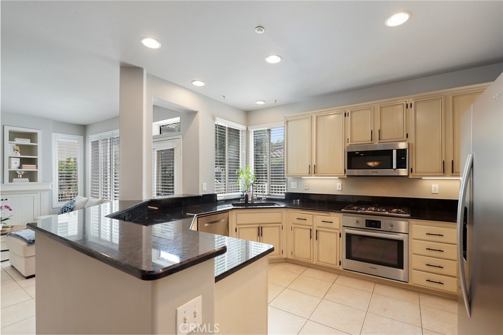 27541 Caesars Place Property Photo 10