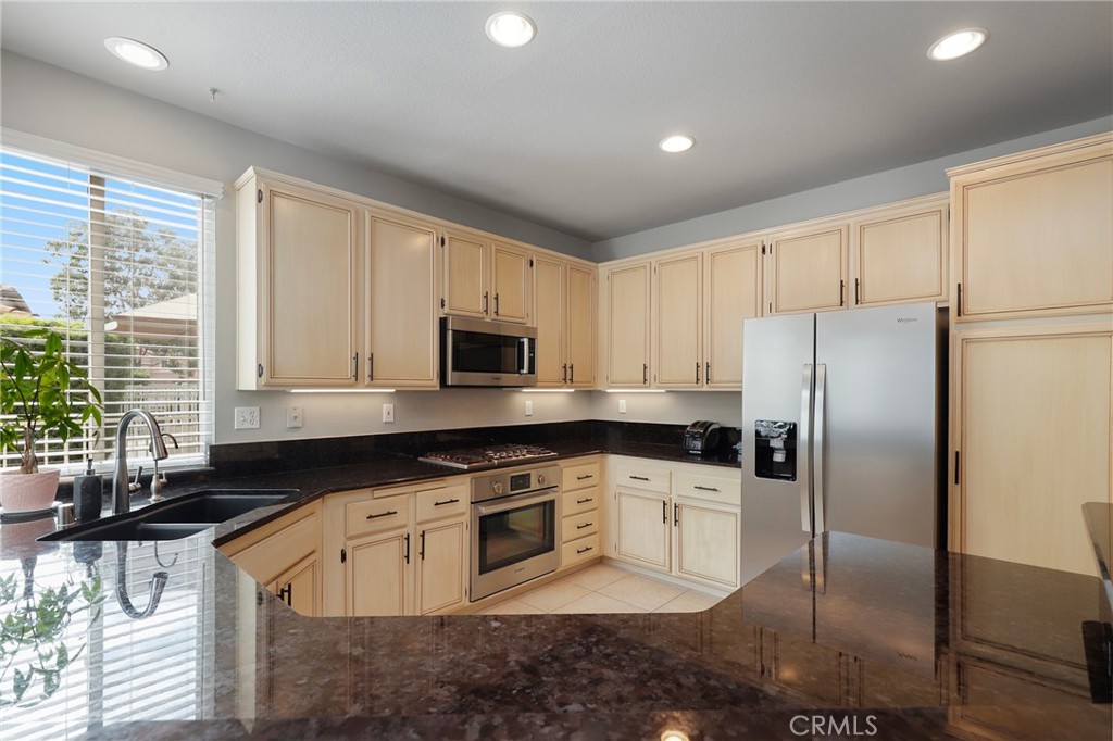 27541 Caesars Place Property Photo 11