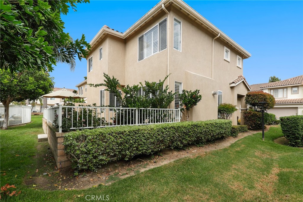27541 Caesars Place Property Photo 37