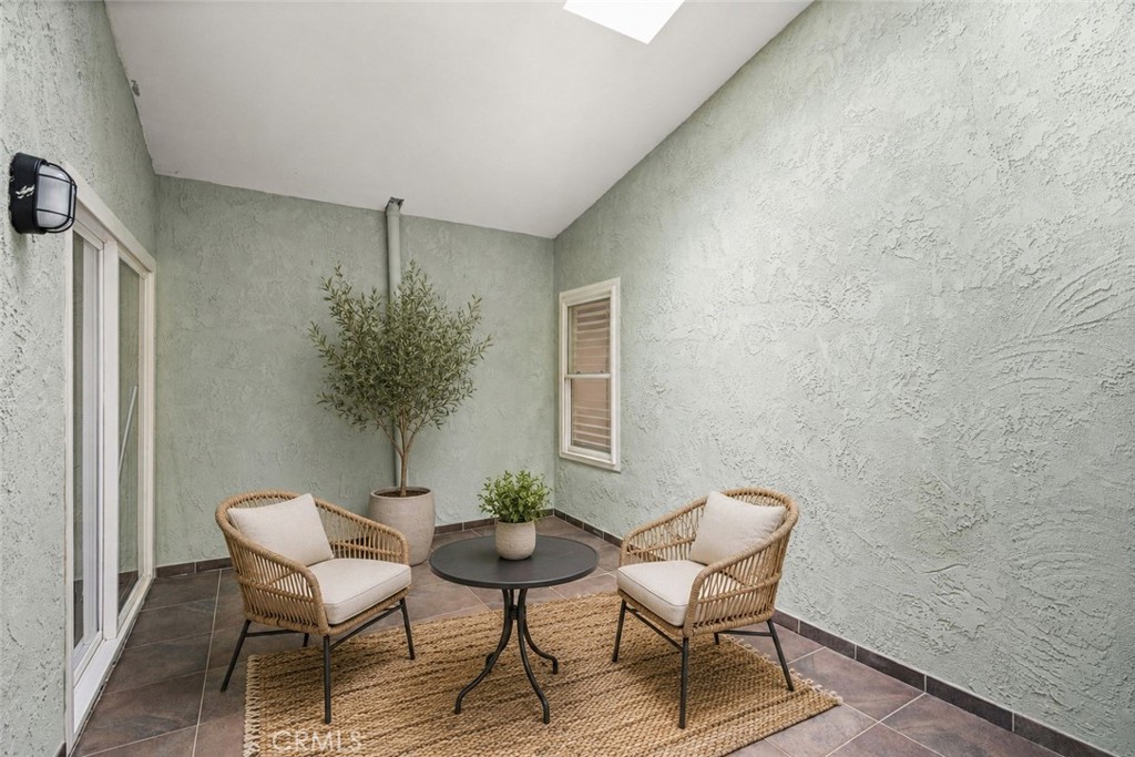 7 Atlanta Property Photo 12