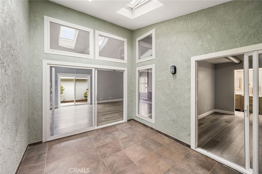 7 Atlanta Property Photo 13