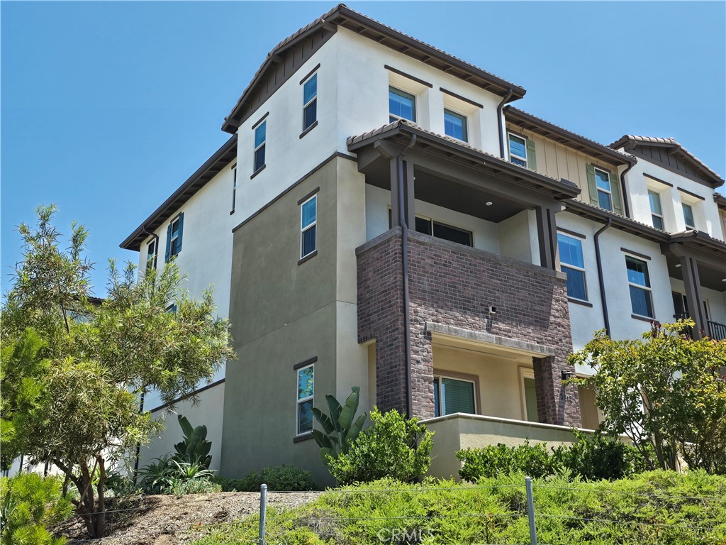 1813 Mesquite Way Property Photo 3