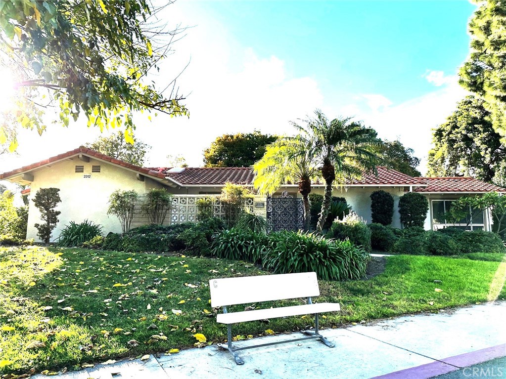2312 Via Puerta B Property Photo 1