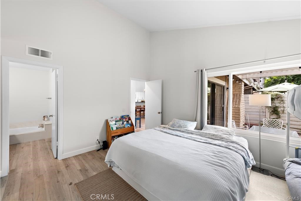 36 Lone Pne 39 Property Photo 12