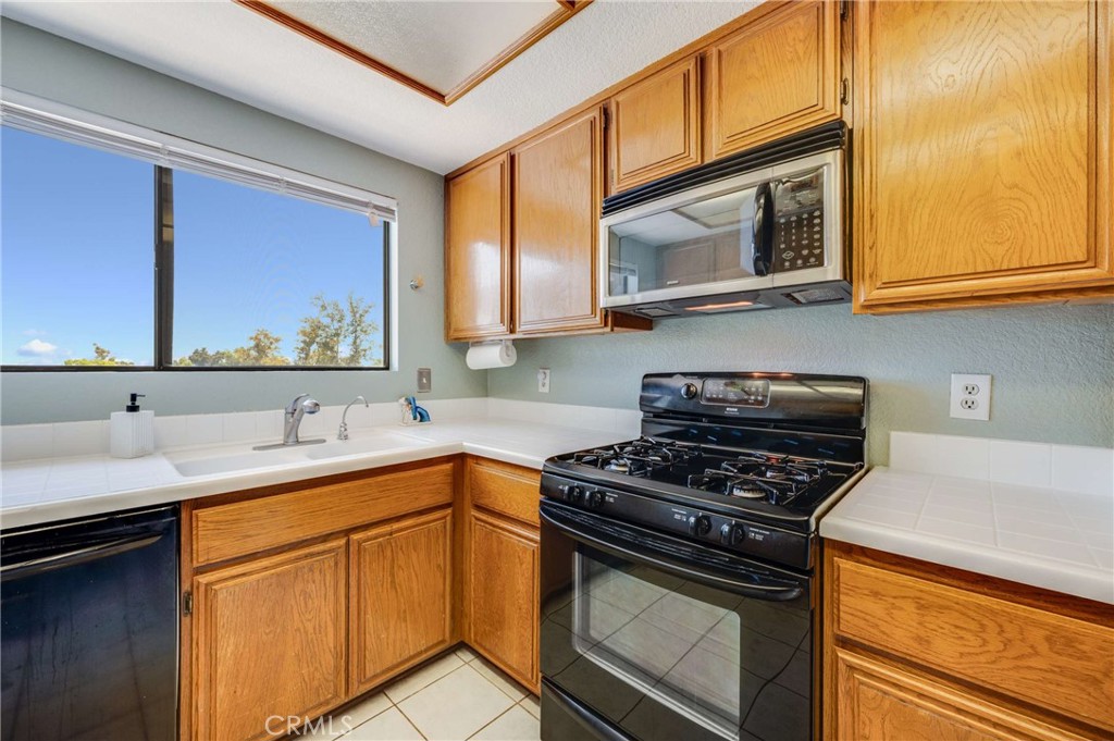 836 Trinity Property Photo 16