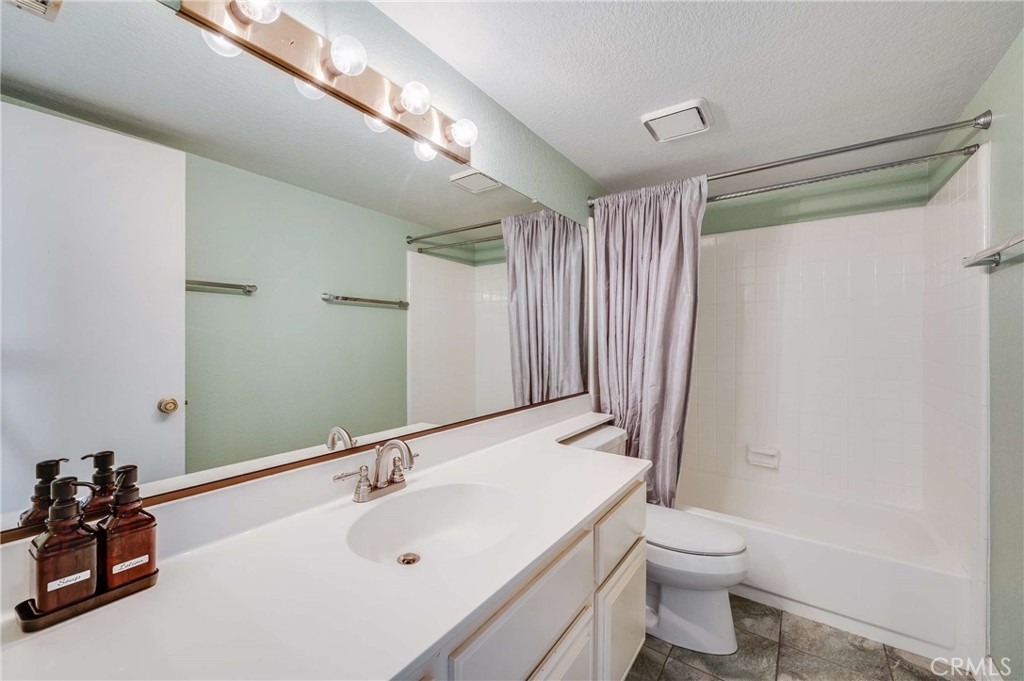 836 Trinity Property Photo 20
