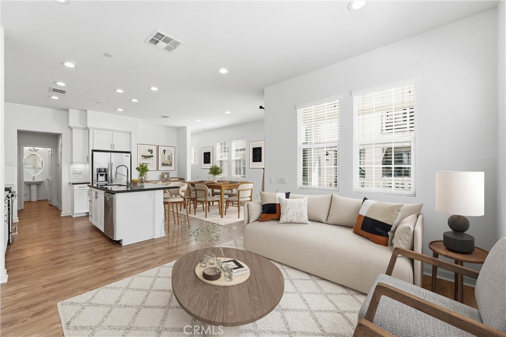 41 Patria Property Photo 6