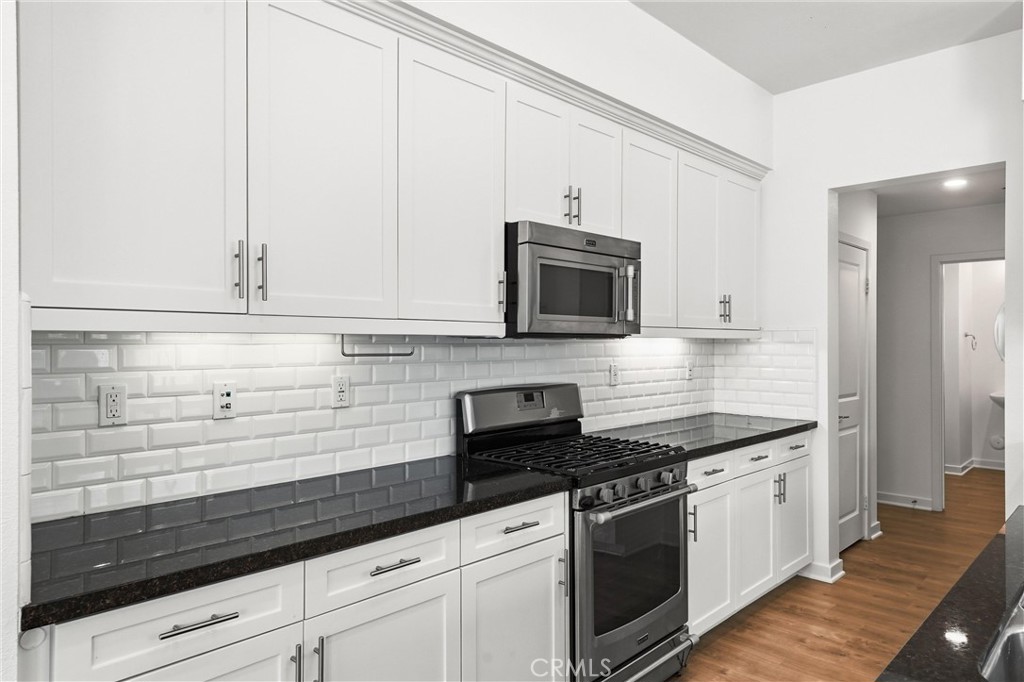 41 Patria Property Photo 9