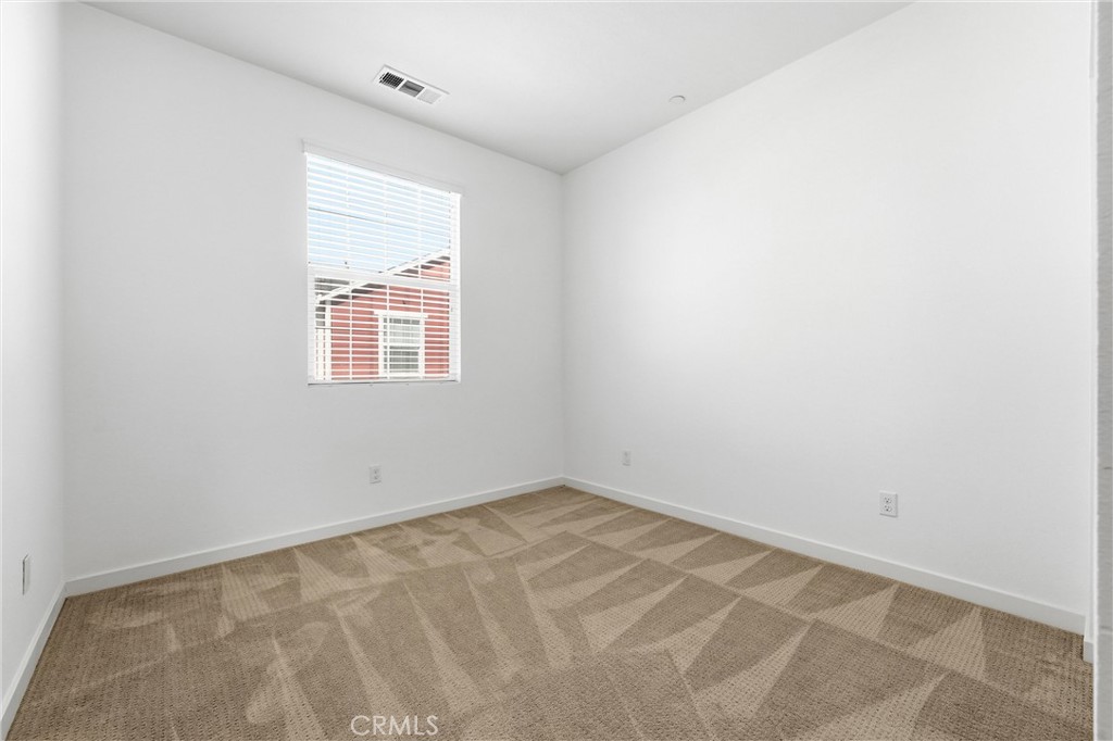 41 Patria Property Photo 16