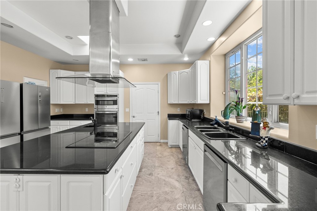 28701 Highridge Road Property Photo 15