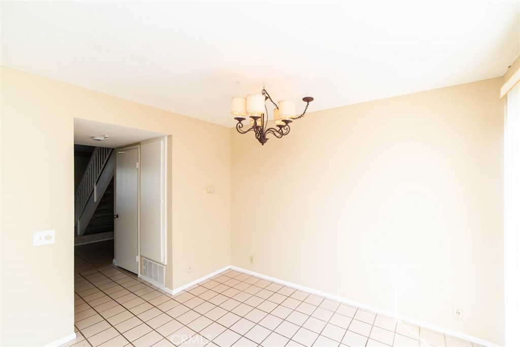 24 Elderglen Property Photo 13