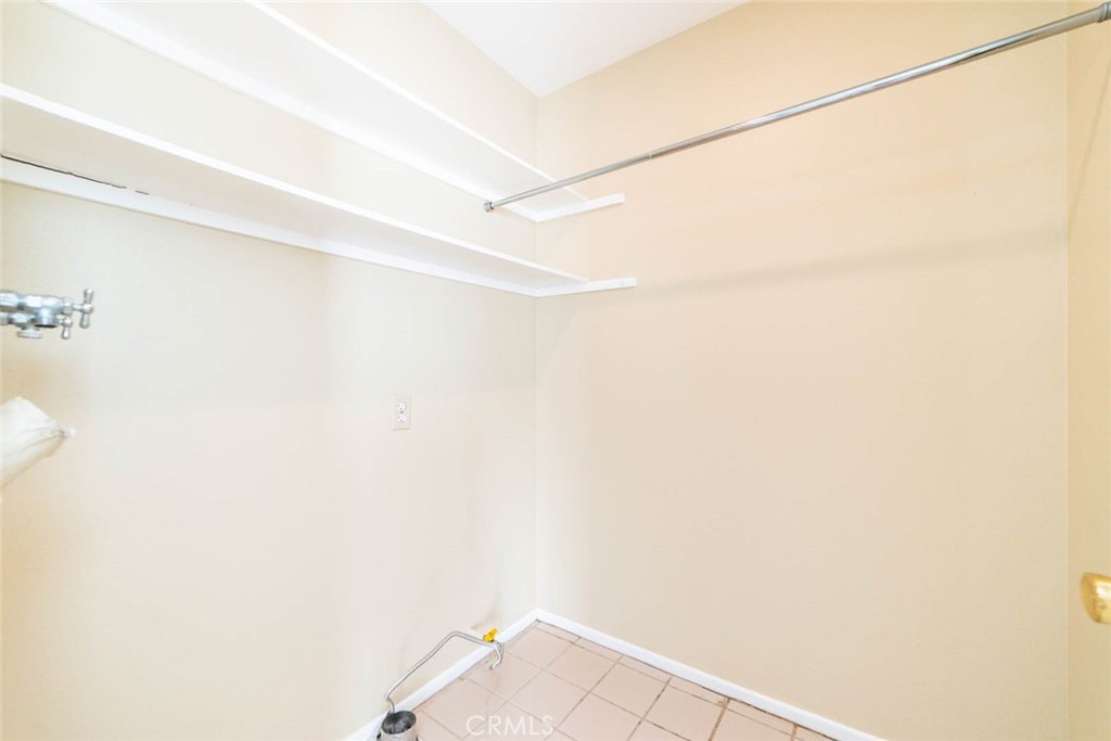 24 Elderglen Property Photo 22