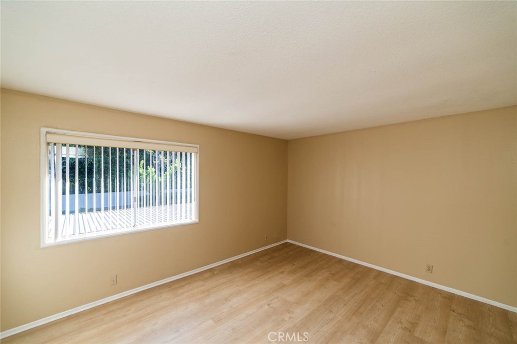 24 Elderglen Property Photo 29