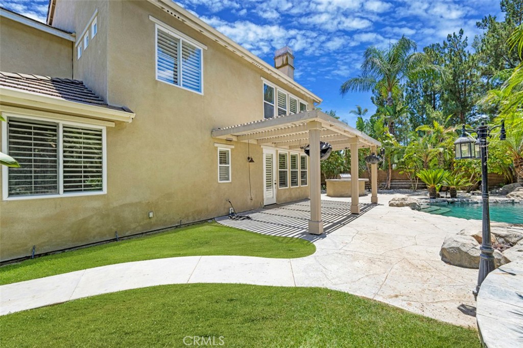 19 Garnet Property Photo 28