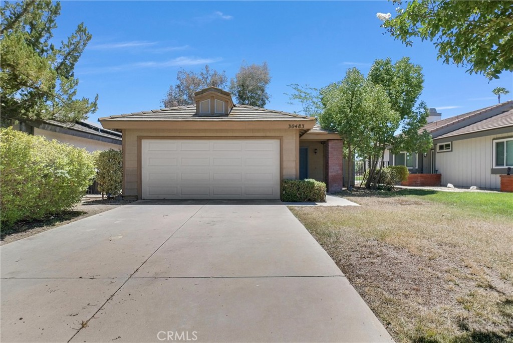 30483 Danube Court Property Photo 3
